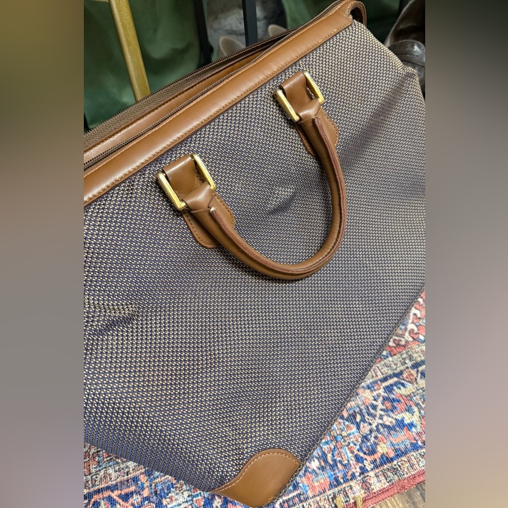 Vintage Brown and Tan Men's Travel Bag - Picture 6 of 10